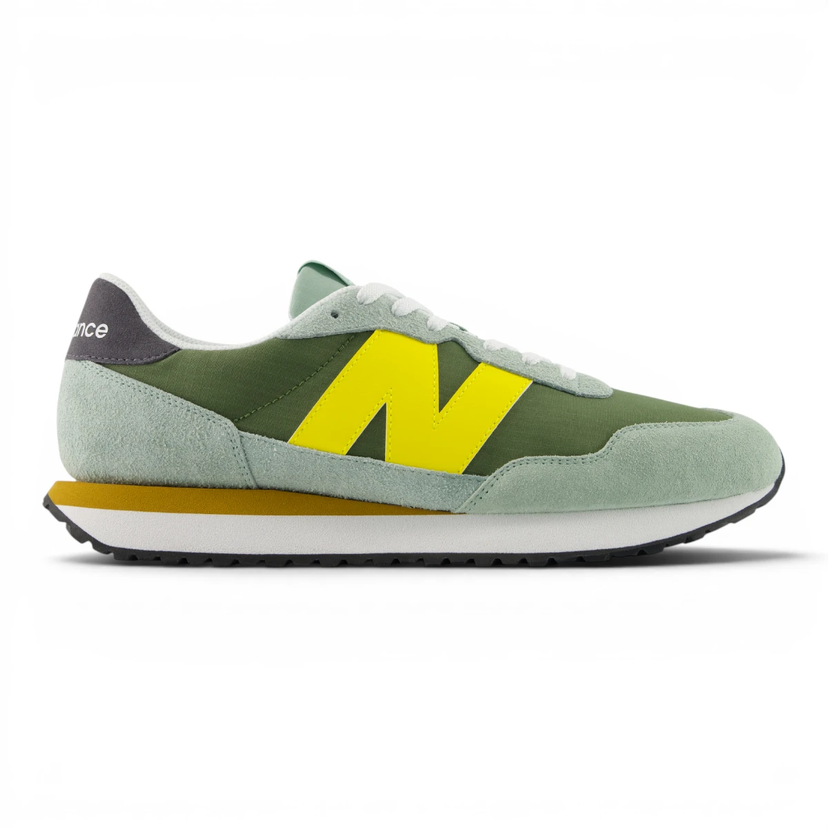 M23791W New Balance tenisice punch yellow